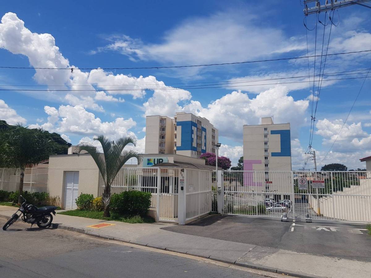 Apartamento com suíte, varanda e elevador em Sorocaba - Souza Ribeiro Imóveis.