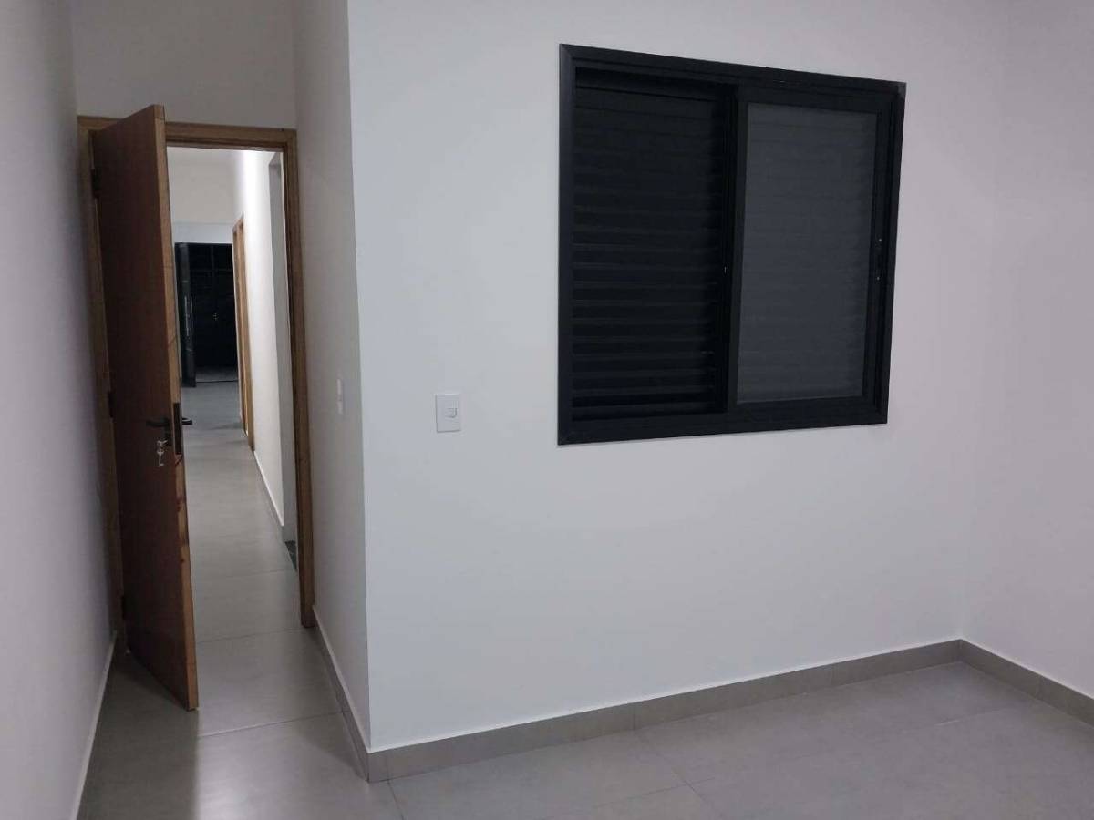  - Casa à venda em Sorocaba, Jardim Santa Marta, com 2 quartos, 53m²