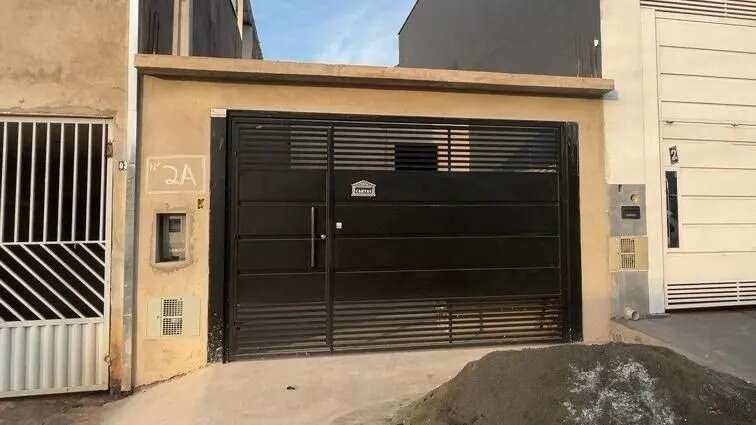 Casa à venda em Sorocaba, Parque São Bento, com 2 quartos, 76m² - Souza Ribeiro Imóveis.