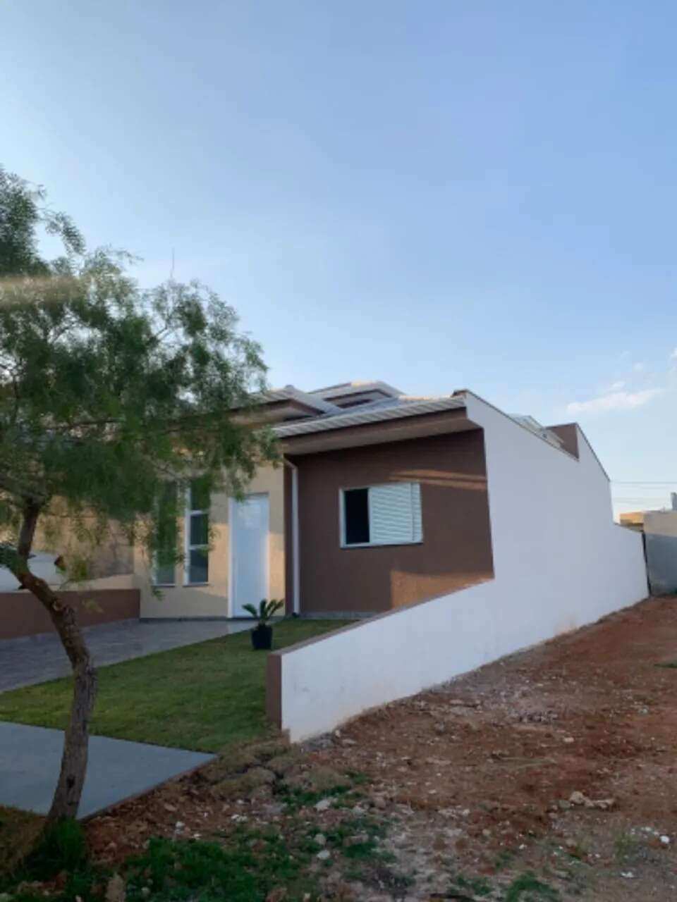 Casa de condomínio à venda, no Residencial Jardim, em Sorocaba, Jardim Novo Horizonte, com 2 quartos, 89m² - Souza Ribeiro Imóveis.